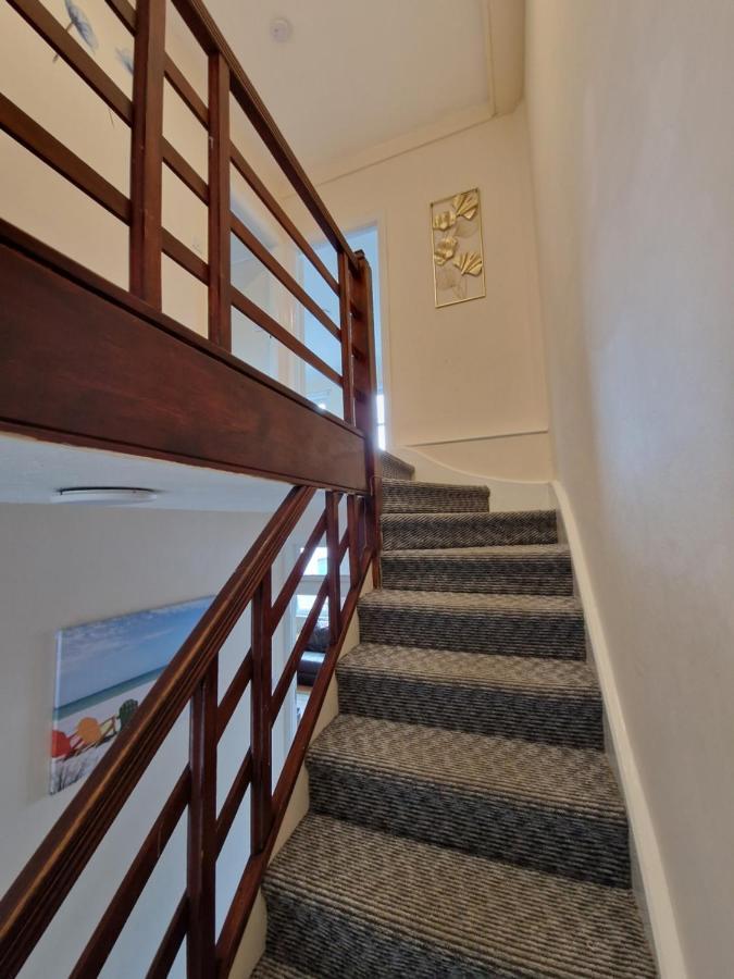 Finchley Holidays Whetstone Esterno foto