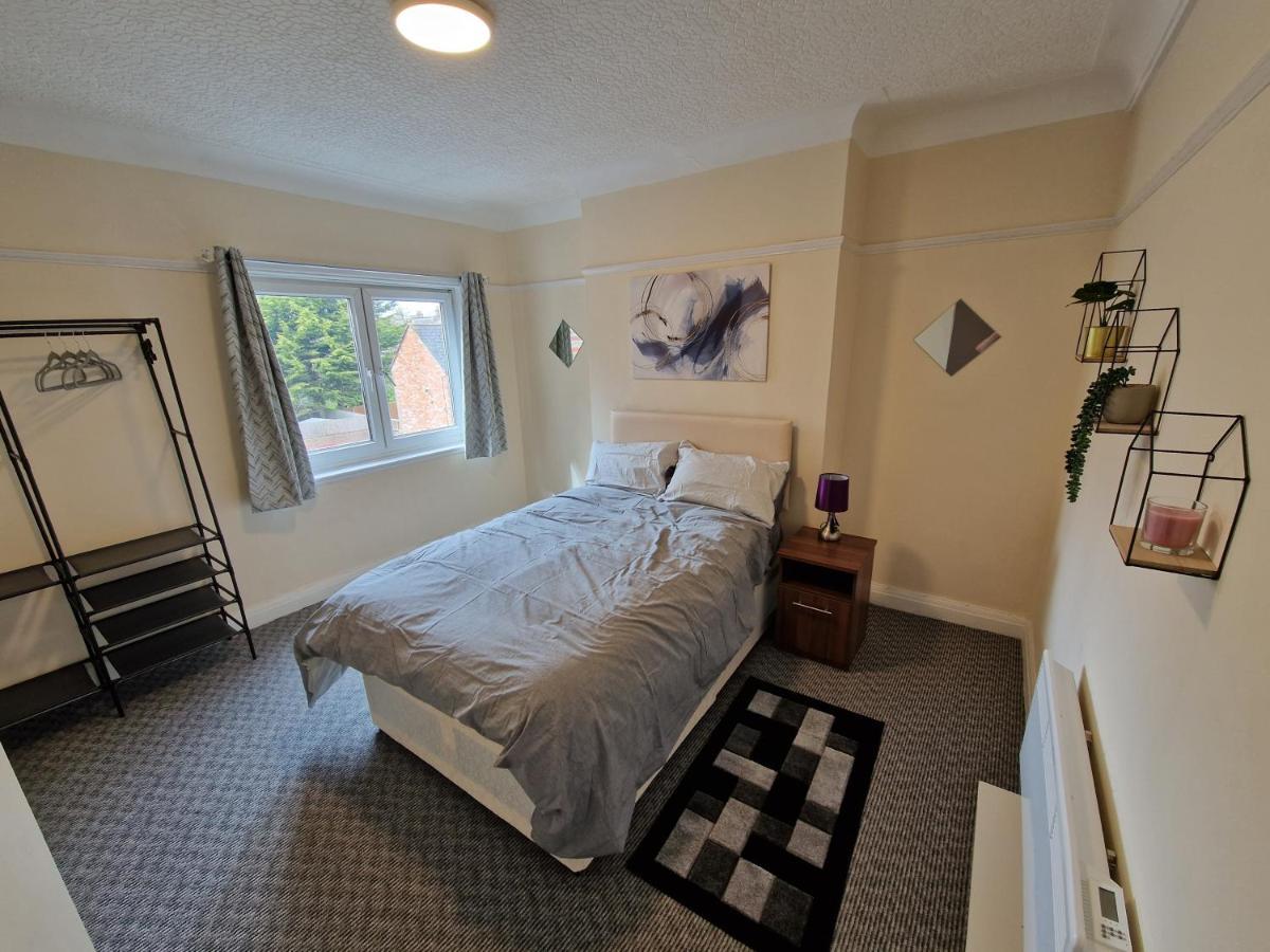 Finchley Holidays Whetstone Esterno foto