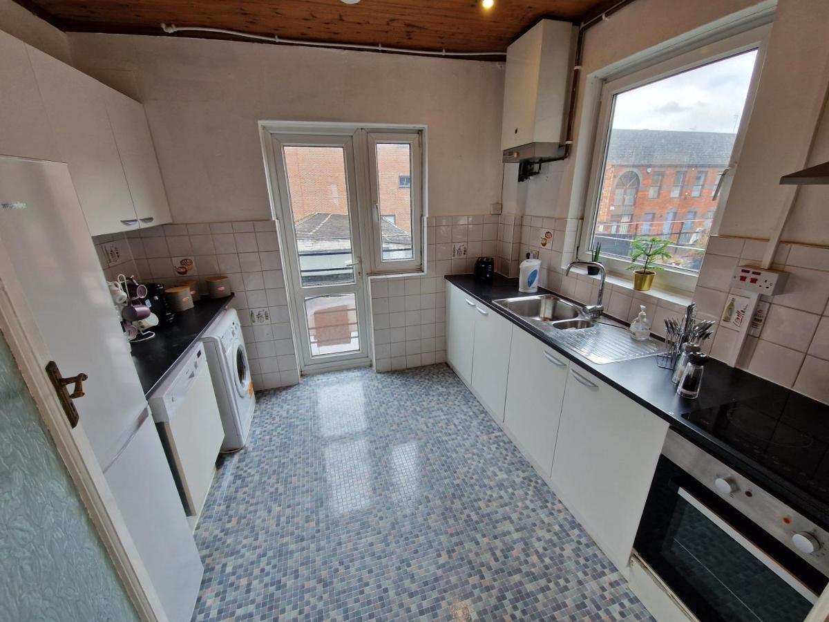 Finchley Holidays Whetstone Esterno foto